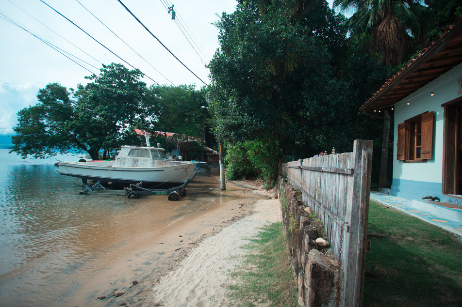 812e7e_229be6d3f50a4af1a8e2380db70a7d05~mv2_d_3000_2000_s_2